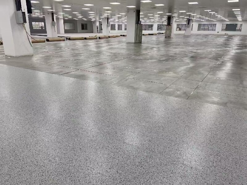 智能工業(yè)化推進，防靜電pvc地板 助力工業(yè)廠房升級