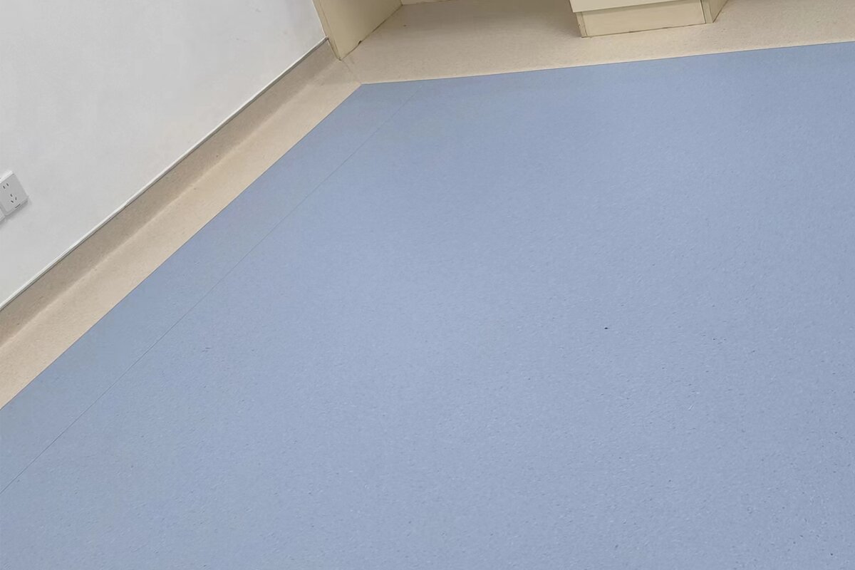 Hospital Homogeneous PVC Flooring