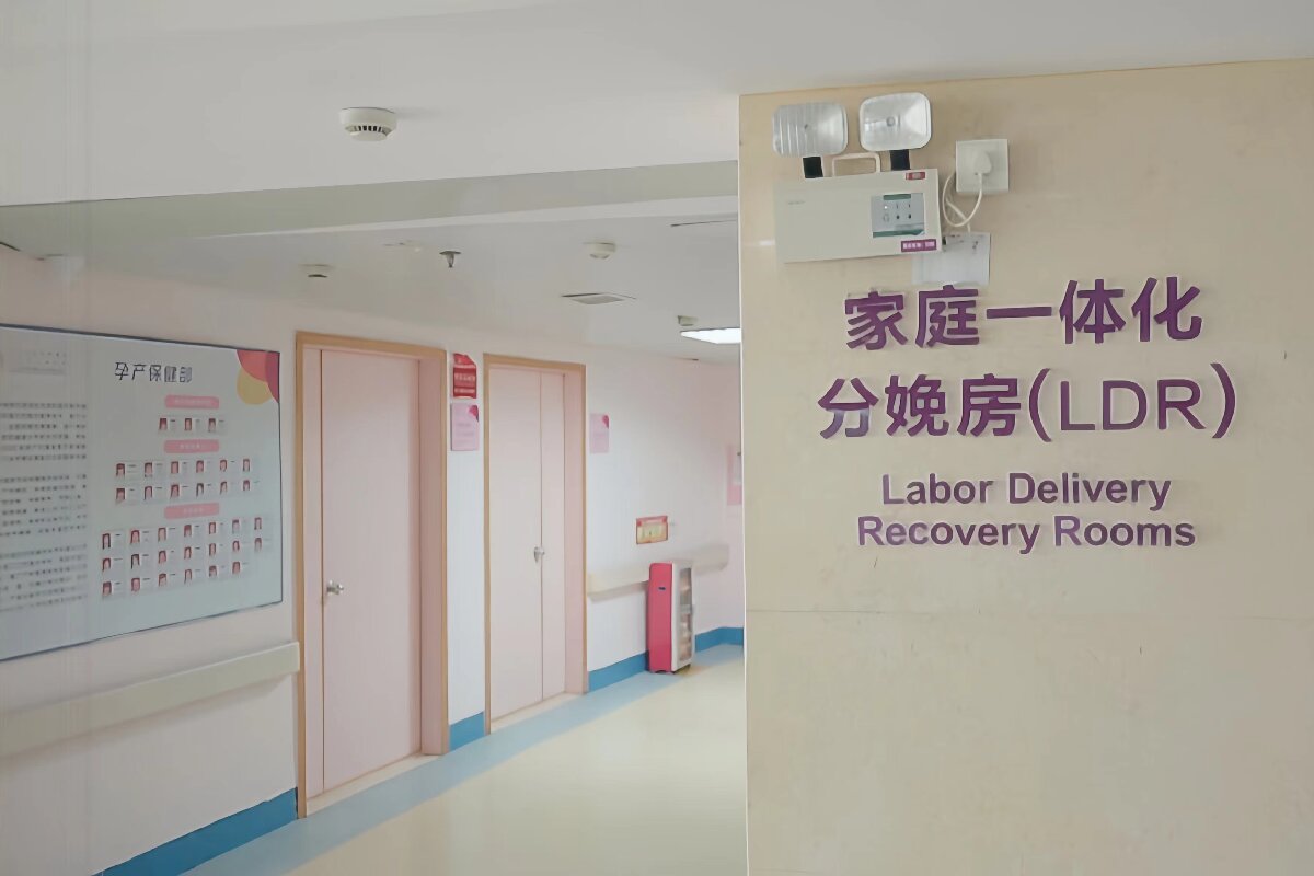 大巨龍醫(yī)用 pvc 塑膠地板