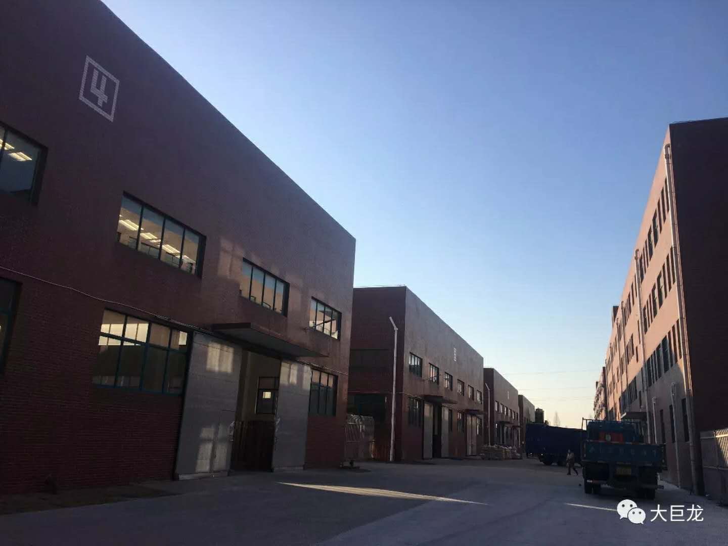 大巨龍工廠